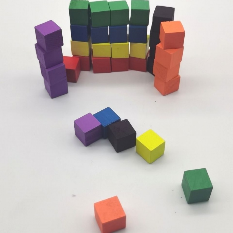 100 ピース/ロット 10 ミリメートルウッドキューブカラ - Board Game Economy のレビューと価格