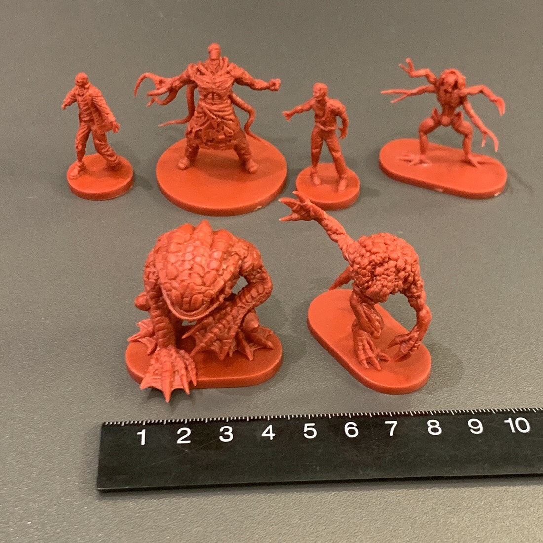 ゾンビハンターモンスターミニチュア エビル2 ボードゲームモ - Board Game Zombies のレビューと価格