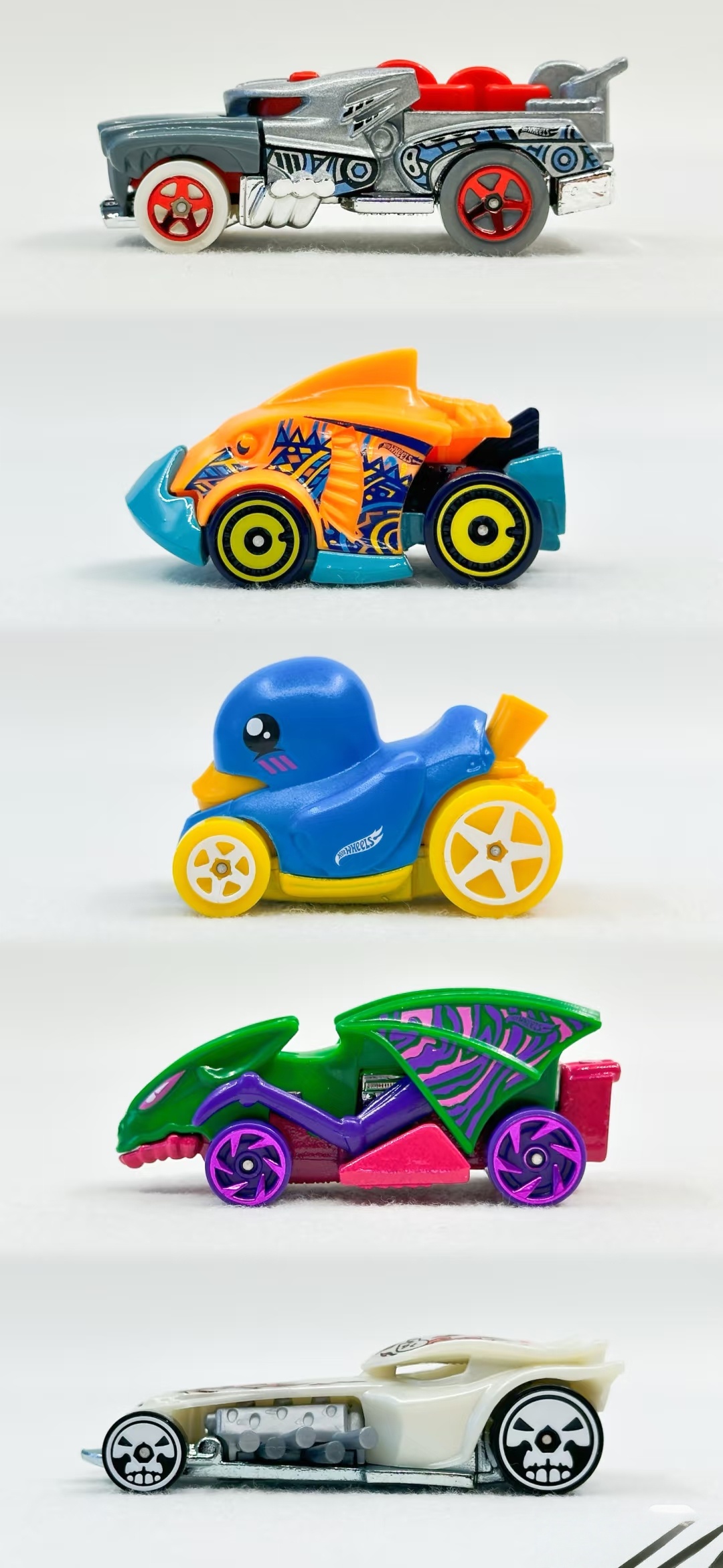 ホットウィール 合金製 小型ランニングカー 5台セット シミ - Hot Wheels Car Track Sets のレビューと価格