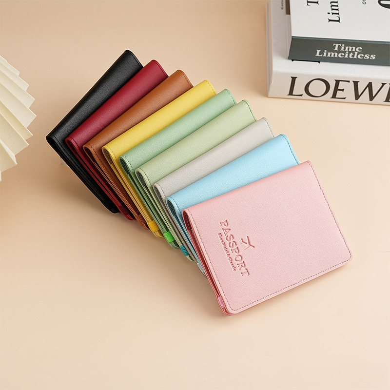 PUレザーパスポートカバー、多機能トラベルドキュメントホルダ - Card Sleeves Protector のレビューと価格