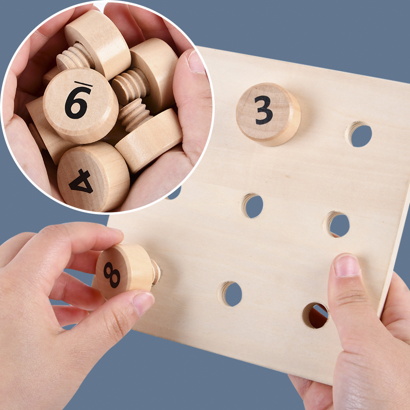 マッチングとチャレンジテーブルゲームを備えた木製のネジ,モン - Board Game Simple のレビューと価格
